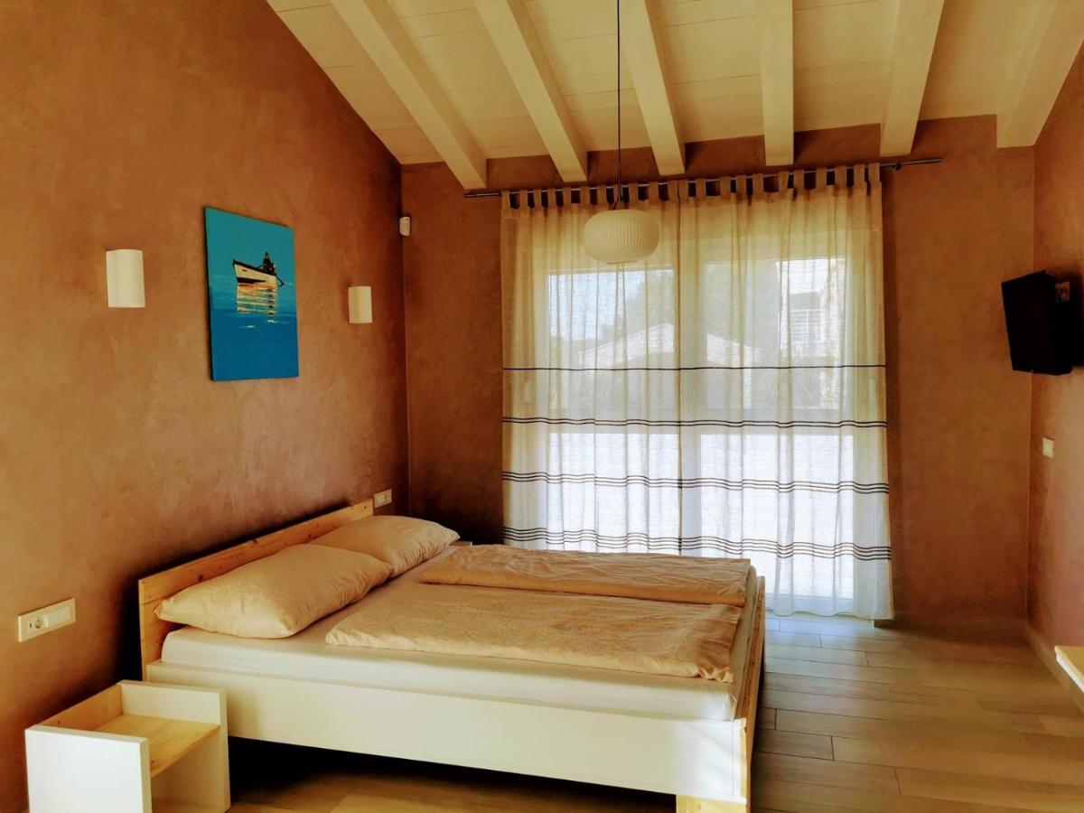Villa Olivia - New And Modern House With Pool, Souna, Jacuzzi & Playground, Liznjan - Istra Εξωτερικό φωτογραφία