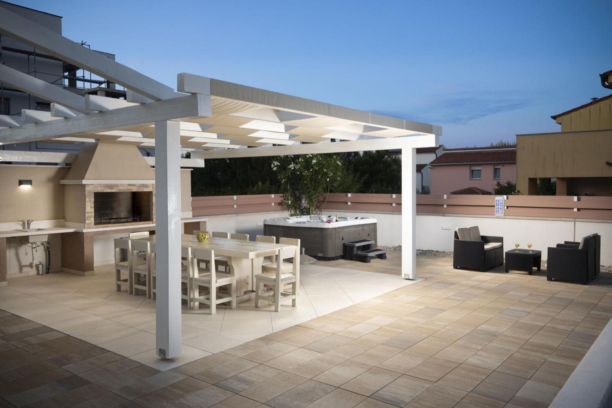 Villa Olivia - New And Modern House With Pool, Souna, Jacuzzi & Playground, Liznjan - Istra Εξωτερικό φωτογραφία